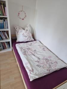 Only for woman, Nur für Frauen Guest house