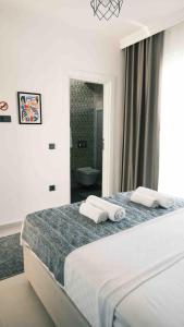 Airport Villa with private pool 2