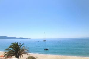 Merveilleux, sur la plage et accès direct à la mer - Ubytování bez kategorie ve městě Olmeto