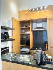 The Fitz Central Apartment