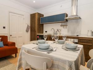 Garden flat on The Hoe - Tamar