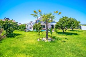 Plaja Yakın Lüks Villa