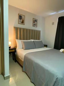 Central living - apartaestudio confortable