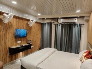 Sacred Kashi Homestay
