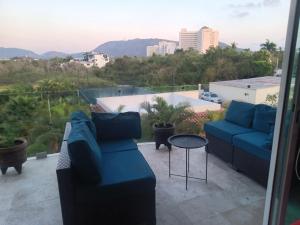 Perfectly located spacious apartment with 2 balconies