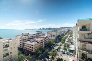 The blue pearl apartment 2