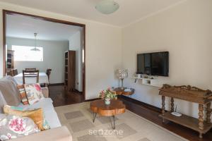 Casa espaçosa clareira em Campos do Jordão RAS175