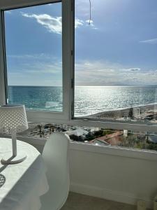 Apartment Perla Blanca mit Pool und Meerblick