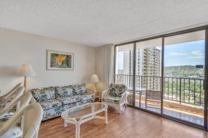 Elevated Condo with Diamond Head & Ocean Views, Steps from Waikiki Beach (13011)