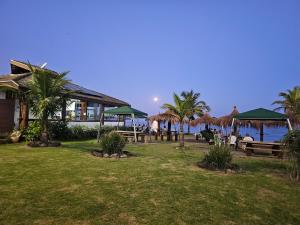 Casa Massaguaçú 100m da praia