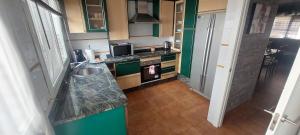 Preciosa casa con piscina y golf