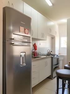 Flat completo e bem localizado