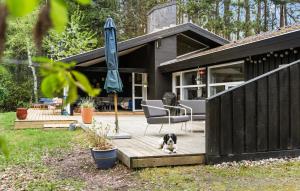 Beautiful Home In Ebeltoft With Sauna