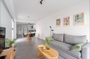 UriburuHome-Recoleta,2 amb estrenar-4 pers con cochera