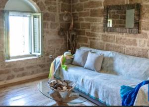 Old Mansion Residence