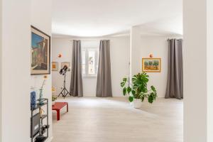 Just Here apartments - LArtista