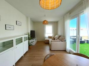 Atenas Suite, 2 Hab, terraza, piscina y playa a 3 min