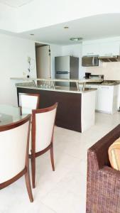 Park Royal Depto de Lujo Frente Playa