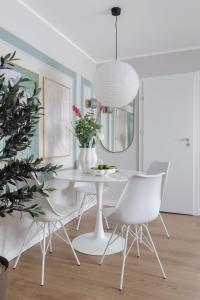 Sublime 1BR on the Park