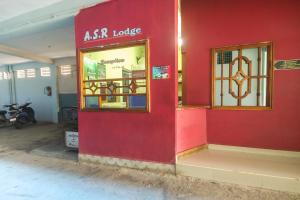 Hotel O by OYO Jamal Jsr Lodge