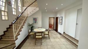 Casa com Piscina - Carlos Prates - Belo Horizonte