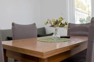 Apartments and rooms by the sea Palit, Rab - 24303