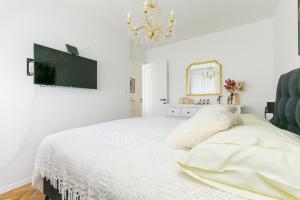 Apartments with WiFi Split - 24241