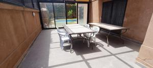 Rez-de-chaussée avec piscine