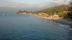 Ocean Front ground floor Bungalow Los Ayala, Mexico