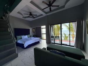 Lawson’s Beach Resort