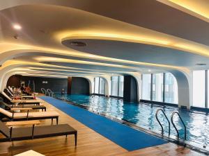 2 Bedroom Luxury Apartment Diamond Crown Hai Phong