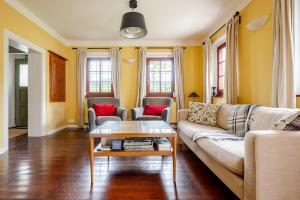 Bela Luna - Charming Garden Cottage near Lake Bled