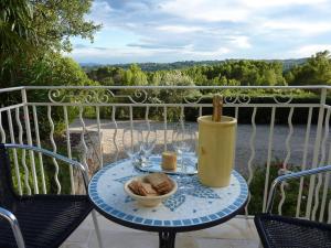 Maisons de vacances Villa in Provence with Private Pool : photos des chambres