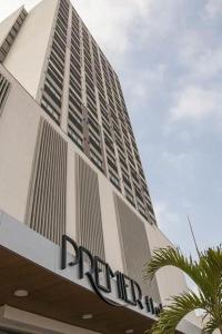 Premier Flat Queimados