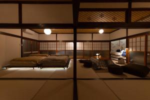 期間限定連泊割-新幹線徒歩15分-空港車8分-田んぼに囲まれて暮らす自然に寄り添う静かな一棟貸切宿