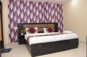 Hotel Royal Sky Luxury Near Delhi Airport