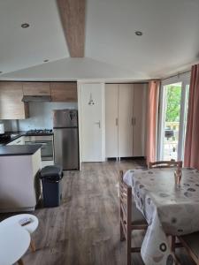 Mobil home 3 chambres tout équipé avec accueil humain