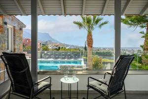 Queens Gem Luxury Villa - Heated Jacuzzi & Pool