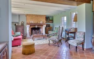 8 Bedroom Nice Home In Vattetot-Sur-Mer