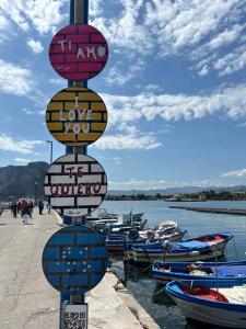 Chris House Mondello