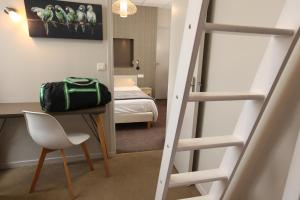 Hotels Cit'Hotel Les Alizes : photos des chambres