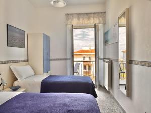 Holidaycasa Robert - Eleganza e comfort sul mare