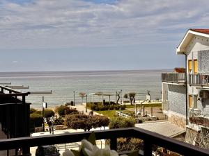 Holidaycasa Robert - Eleganza e comfort sul mare