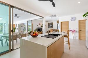 Villa Elsa with Garden -Included Airport pick up