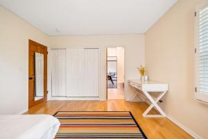 Beverly Hills 6BR Haven w Pool Hot Tub