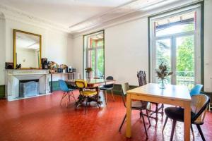 Maisons d'hotes Un chateau pour vos vacances IJ (10min/plage) : photos des chambres