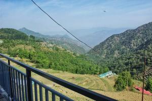 NamahStay Dhanaulti Mountain view HomeStay