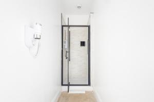 Jewellery Quarter Pent Apartment for a Family of 6