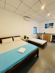 Liyaa Blue Beach Weligama