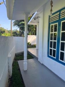 Liyaa Blue Beach Weligama